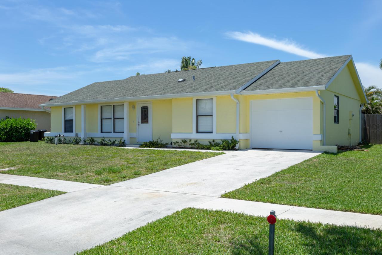 8425 Elaine Drive - Photo 1