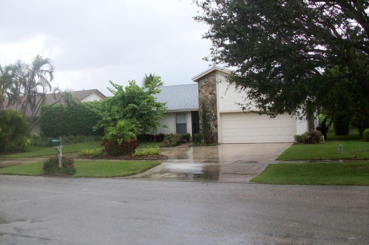 7360 San Sebastian Drive - Photo 1
