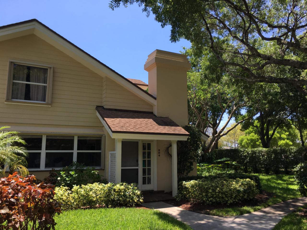304 Andover Court - Photo 1