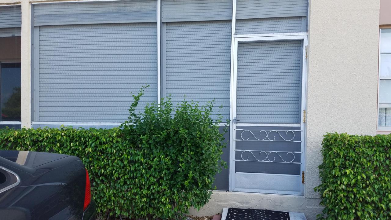 1502 Lakeside Drive - Photo 1