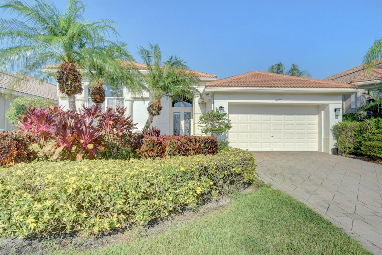 10469 Laurel Estates Lane - Photo 1