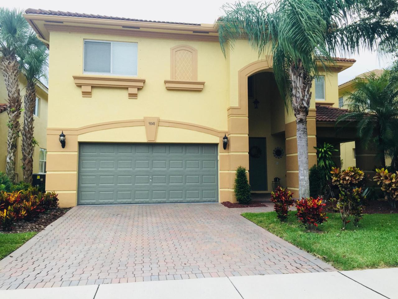 9048 Silver Glen Way - Photo 1