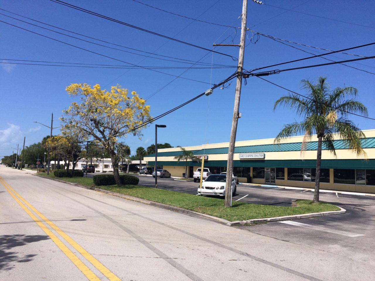 810 6th Street - Photo 1