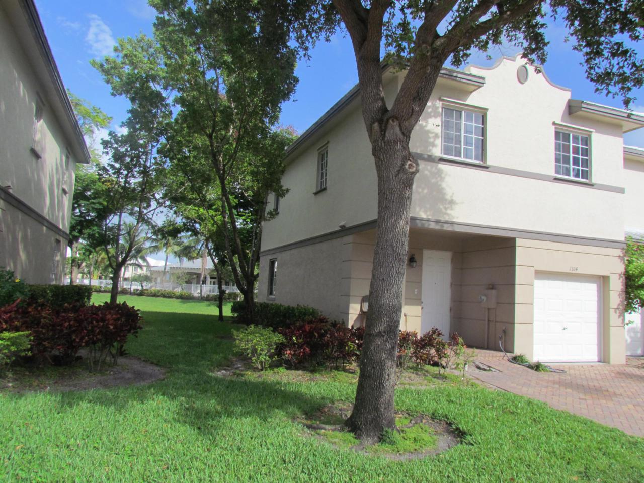 1314 Lucaya Drive - Photo 1