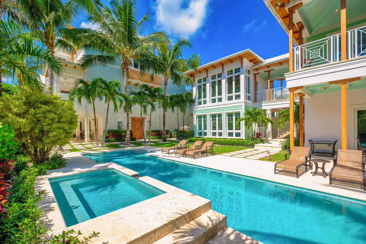 950 Lago Mar Lane - Photo 1