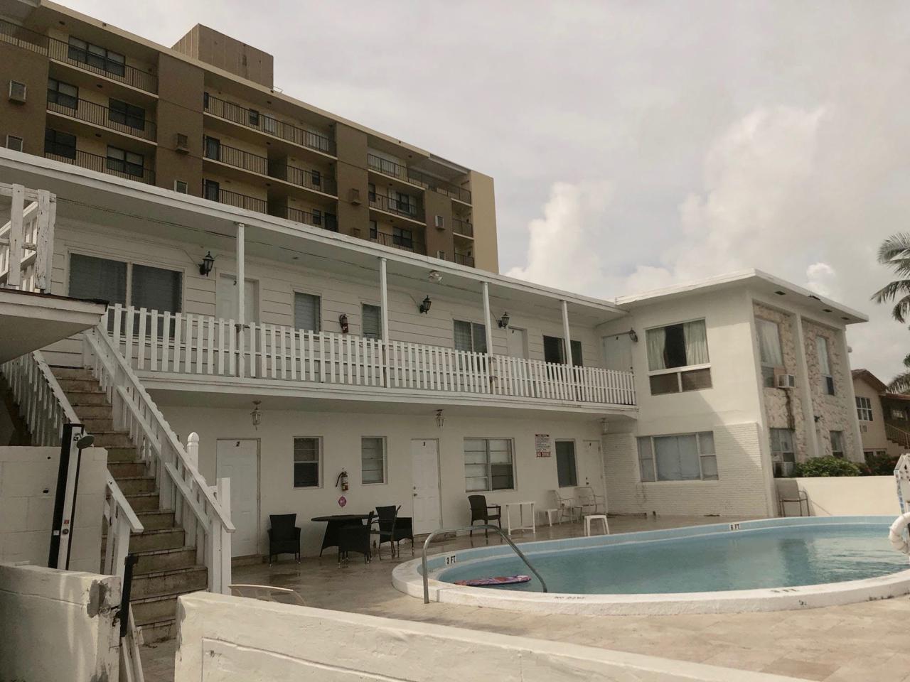 811 Ocean Boulevard - Photo 1
