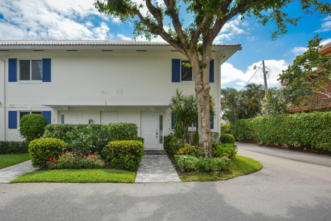 130 Andrews Avenue - Photo 1