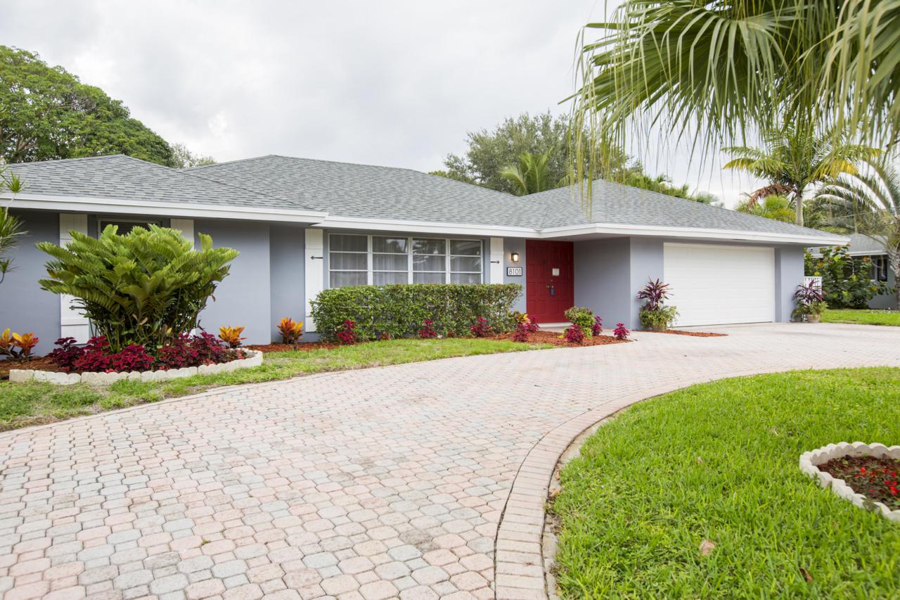 8101 Lake Drive - Photo 1