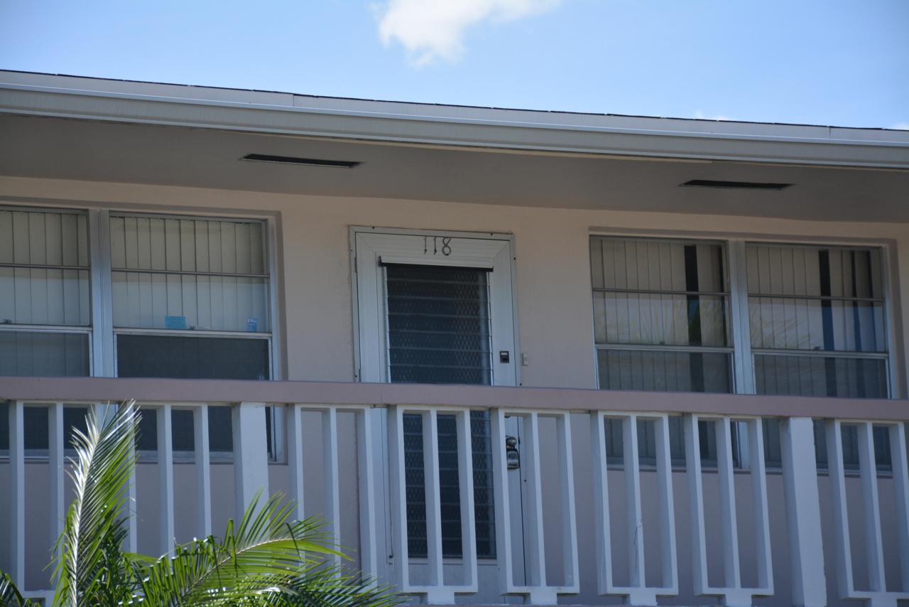 118 Somerset F - Photo 1