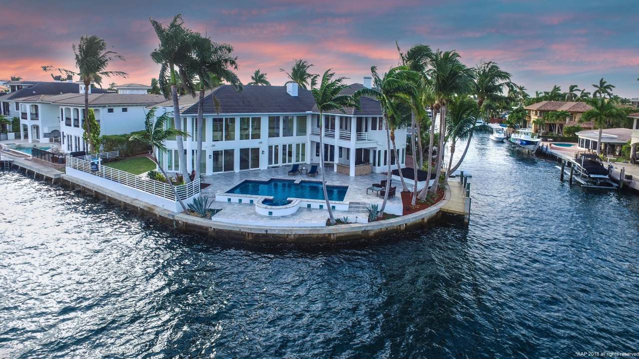 800 Harbour Drive - Photo 1