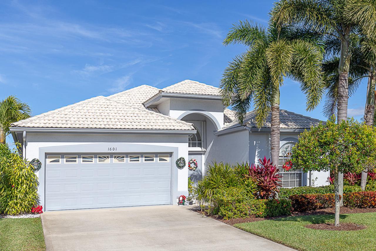 1601 Shelburnie Way - Photo 1