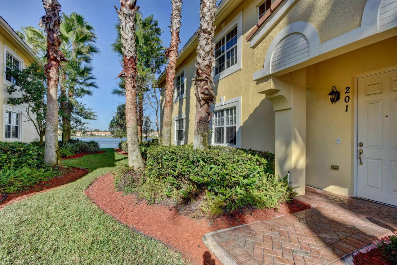 9783 Midship Way - Photo 1