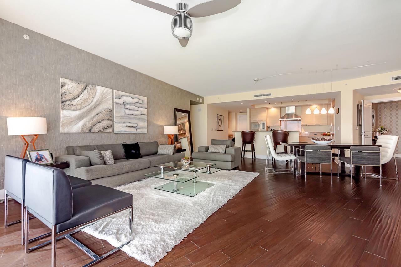 1 Ocean Boulevard - Photo 1