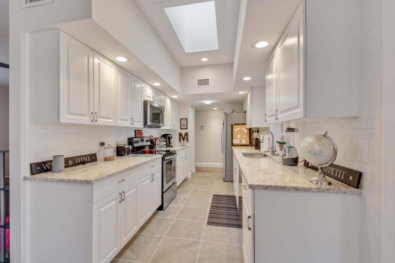 771 Lomas Street - Photo 1