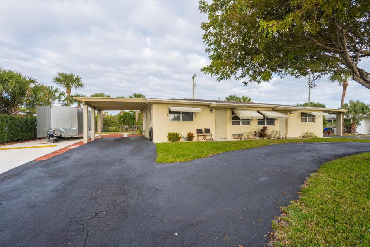 600 Holly Drive - Photo 1