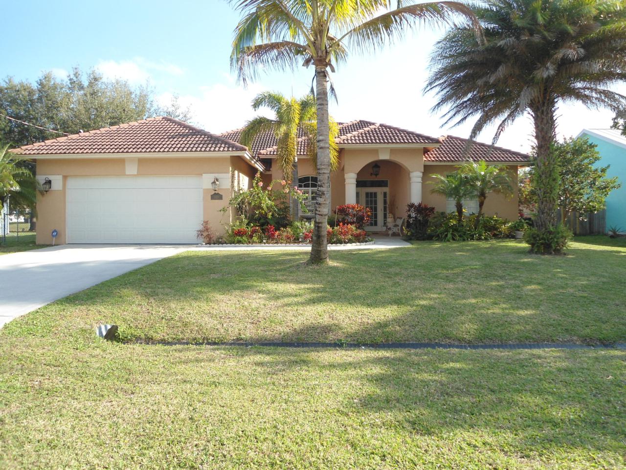 2373 Heathwood Circle - Photo 1