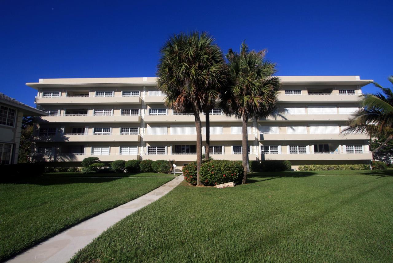 1299 Ocean Boulevard - Photo 1