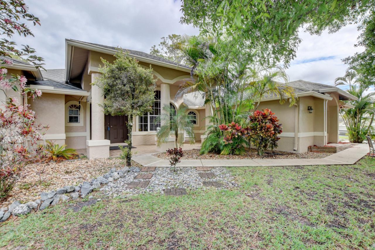 17767 63 Road - Photo 1