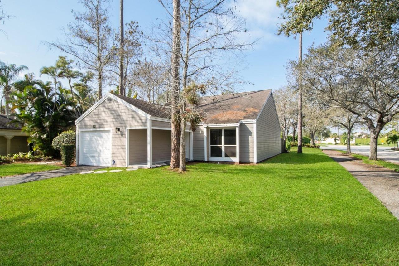 521 Goldenwood Way - Photo 1