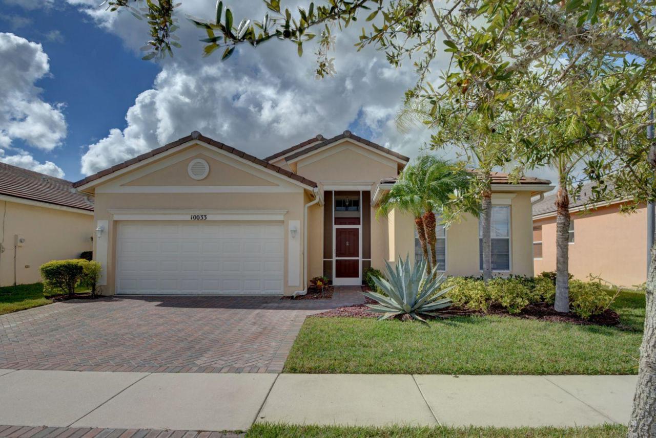 10033 Glenbrook Drive - Photo 1