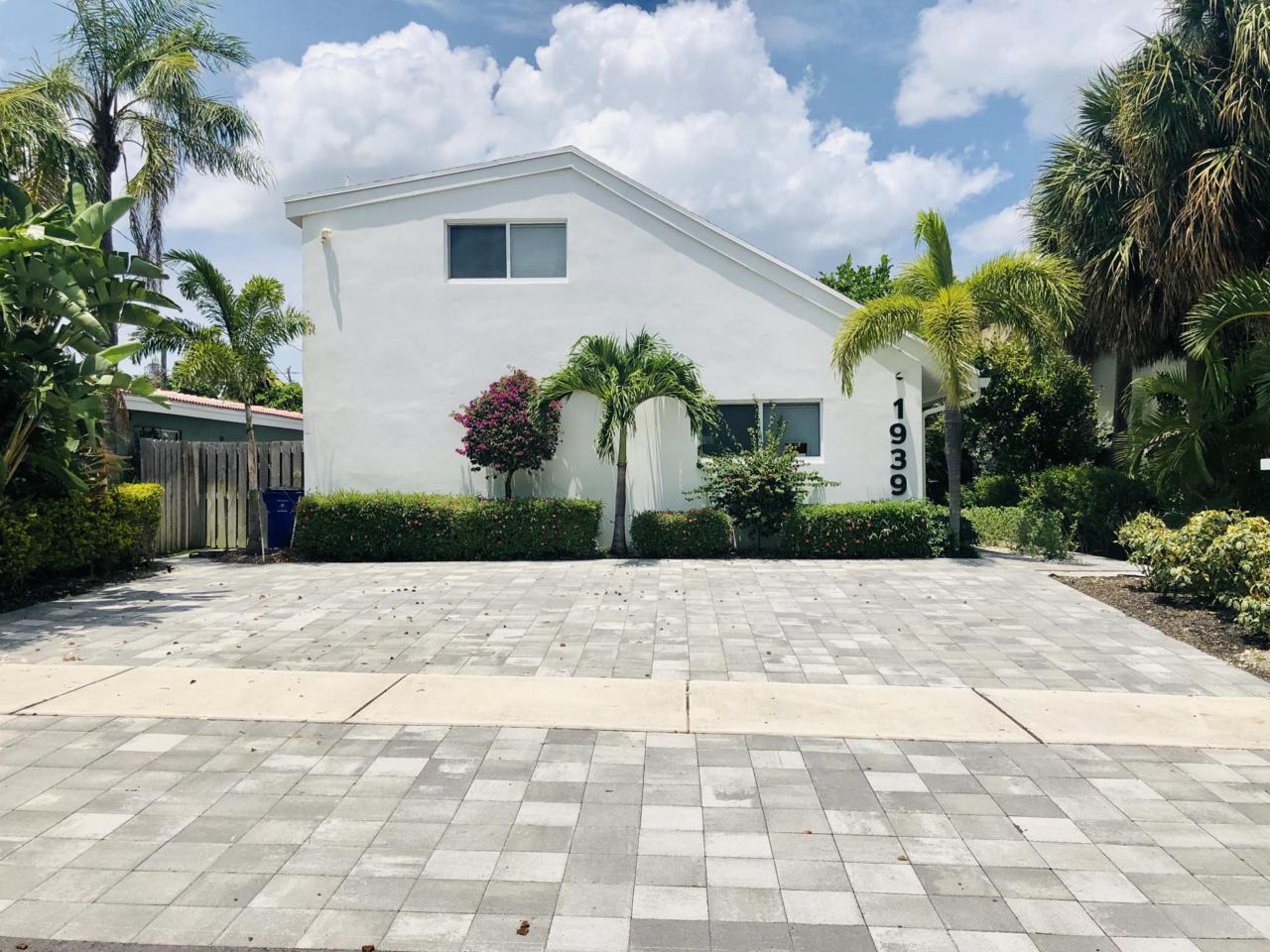 1939 5th Street - Photo 1
