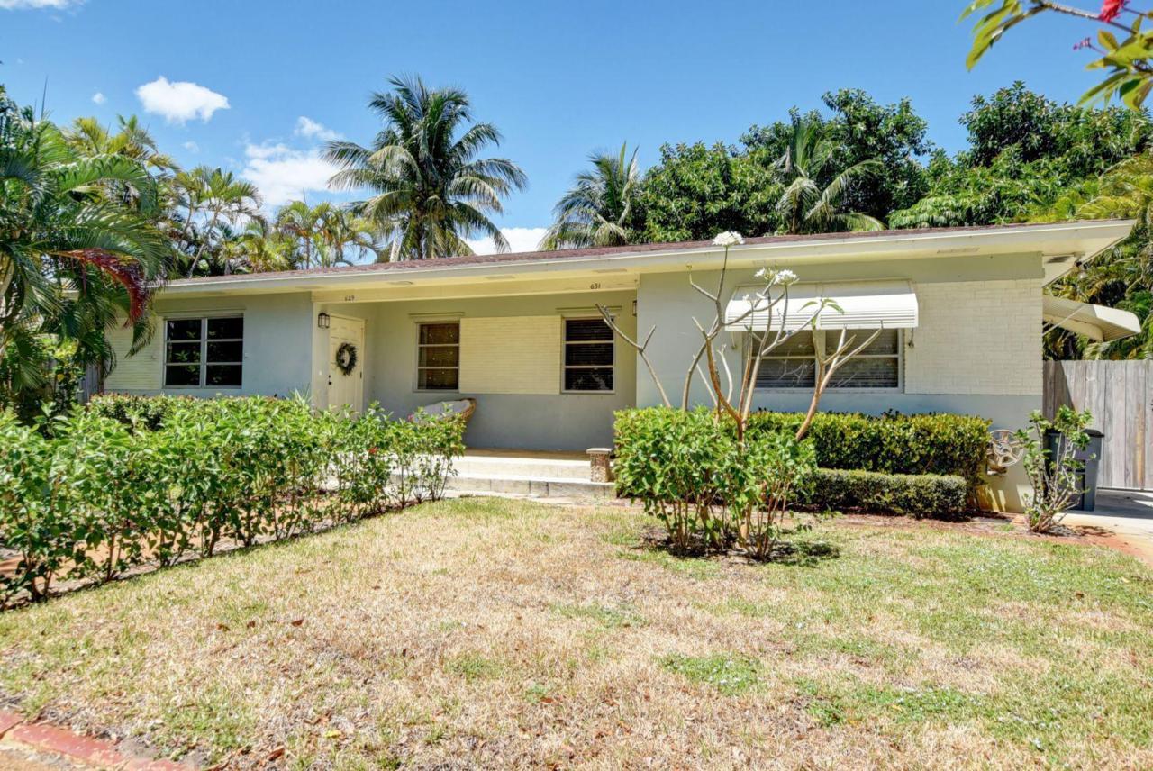 631 Allen Avenue - Photo 1