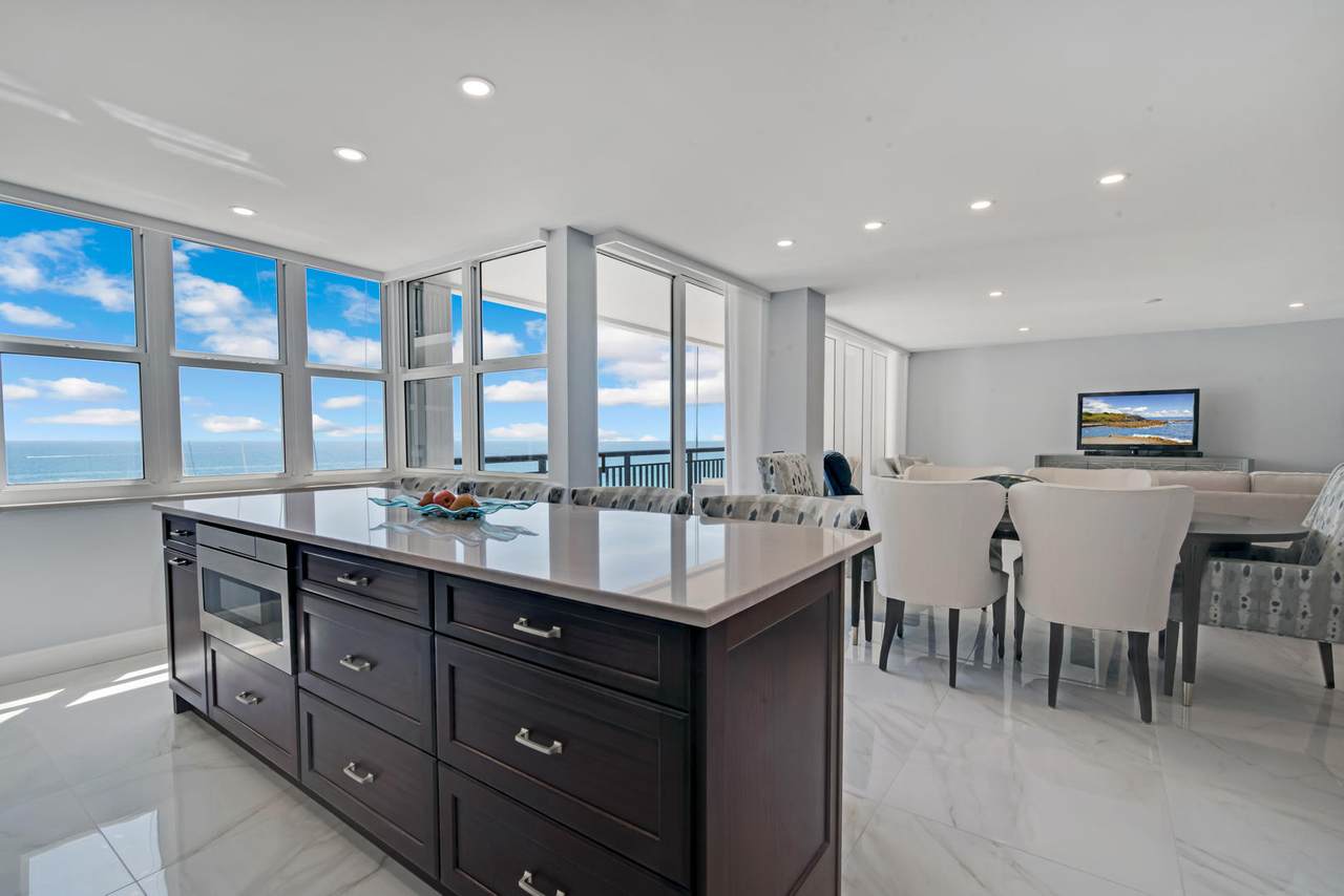 2000 Ocean Boulevard - Photo 1
