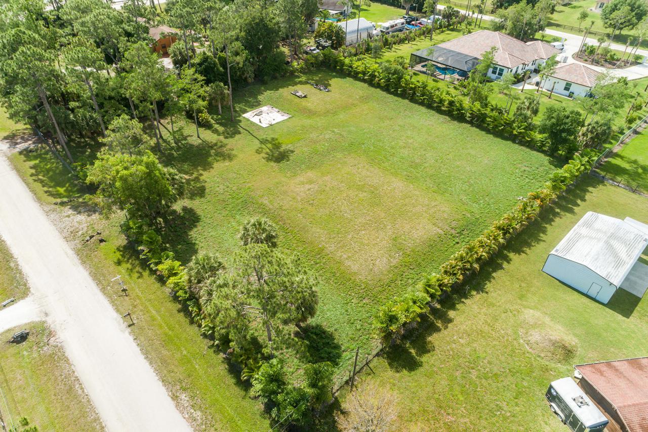 Xxxxx Hialeah Drive - Photo 1