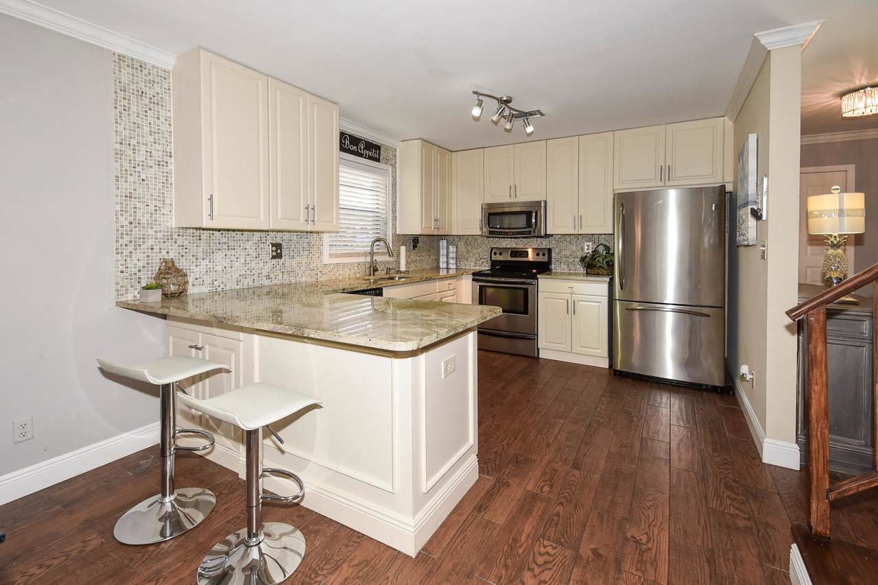 23398 54th Way - Photo 1