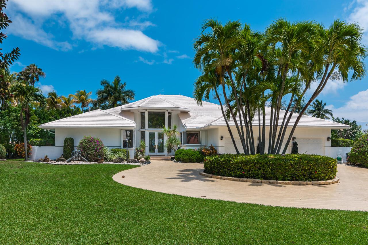 4825 Bocaire Boulevard - Photo 1