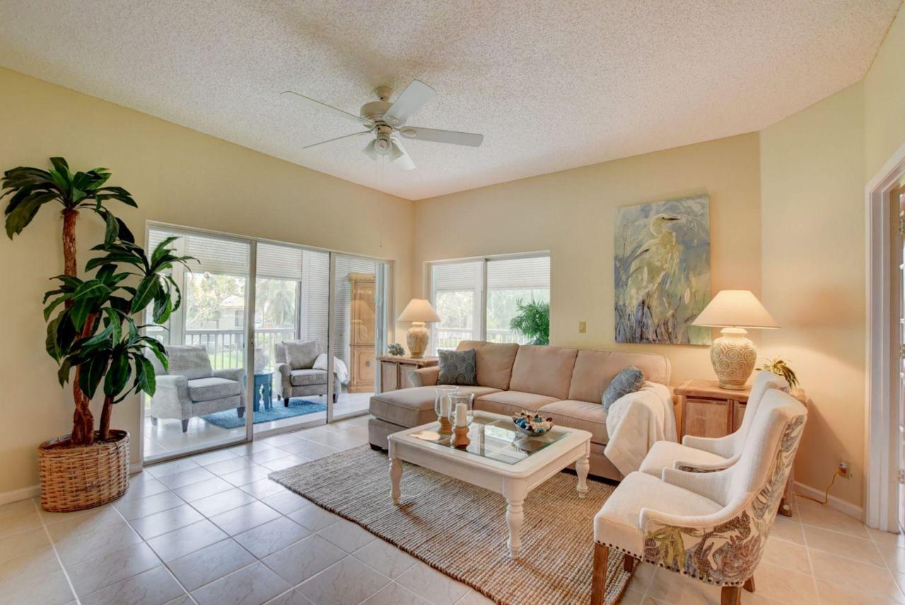 5032 Rose Hill Drive - Photo 1