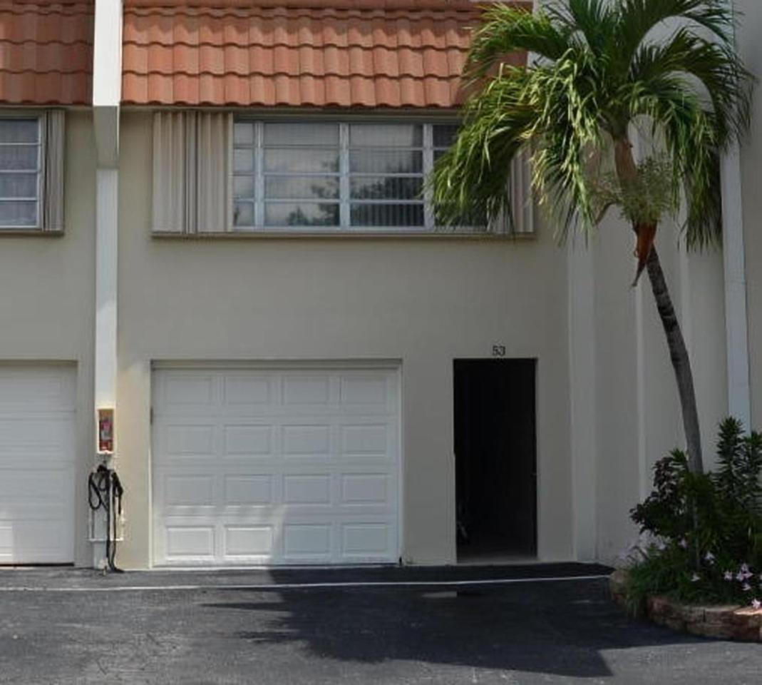 5555 Ocean Boulevard - Photo 1