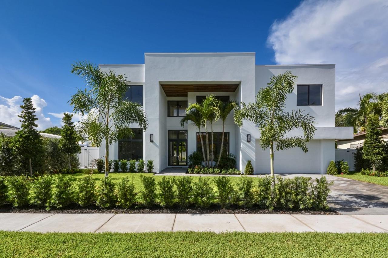 799 70th Street - Photo 1