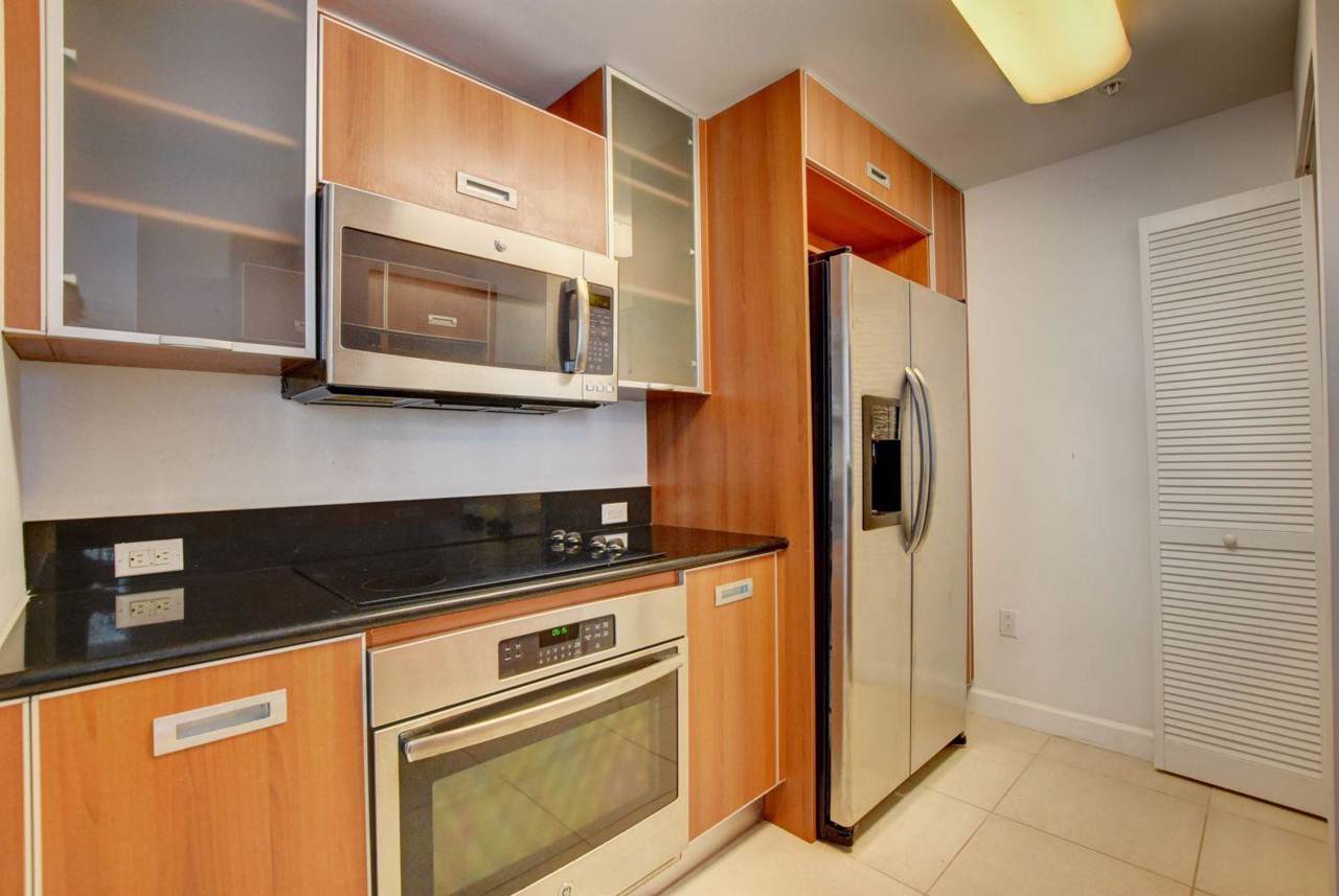 410 Evernia Street - Photo 1