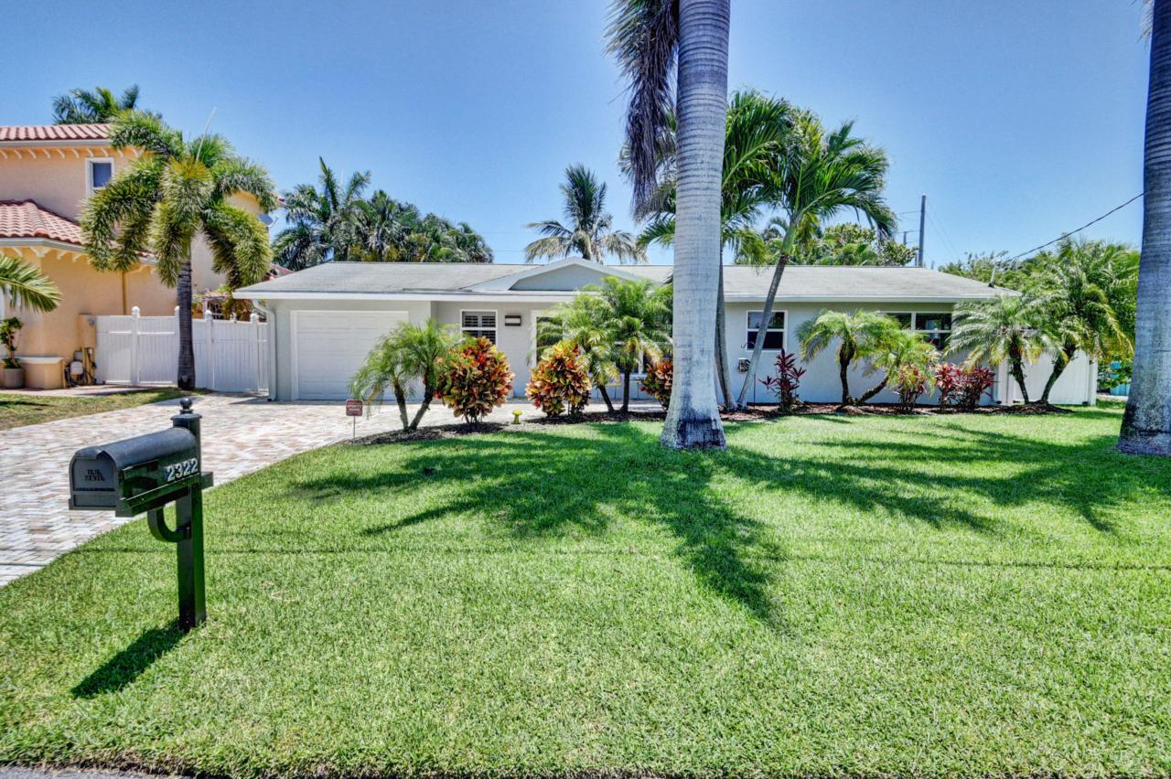 2322 10th Street - Photo 1