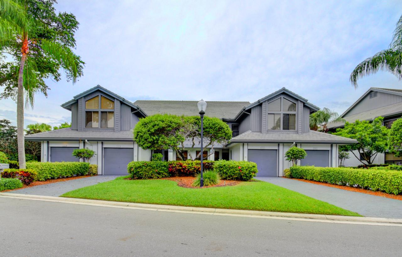 21156 Clubside Drive - Photo 1