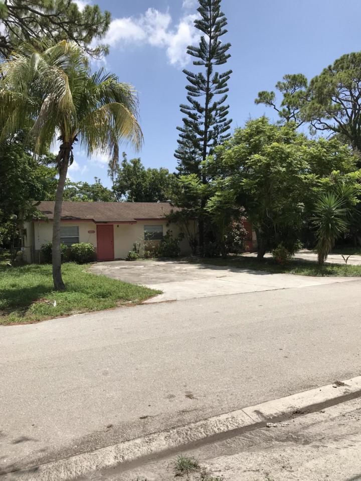 4409 Maine Street - Photo 1