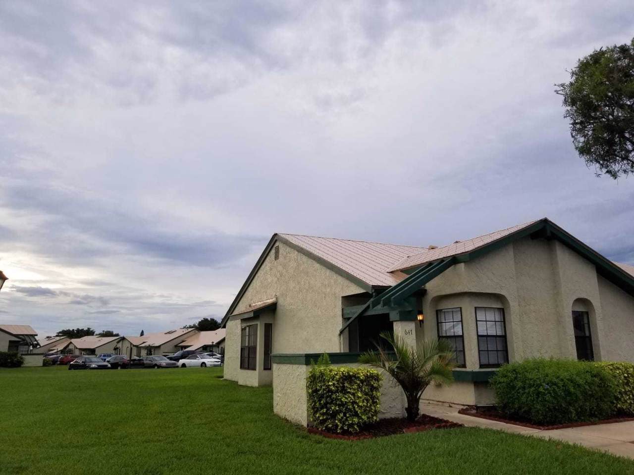 647 Veronica Avenue - Photo 1