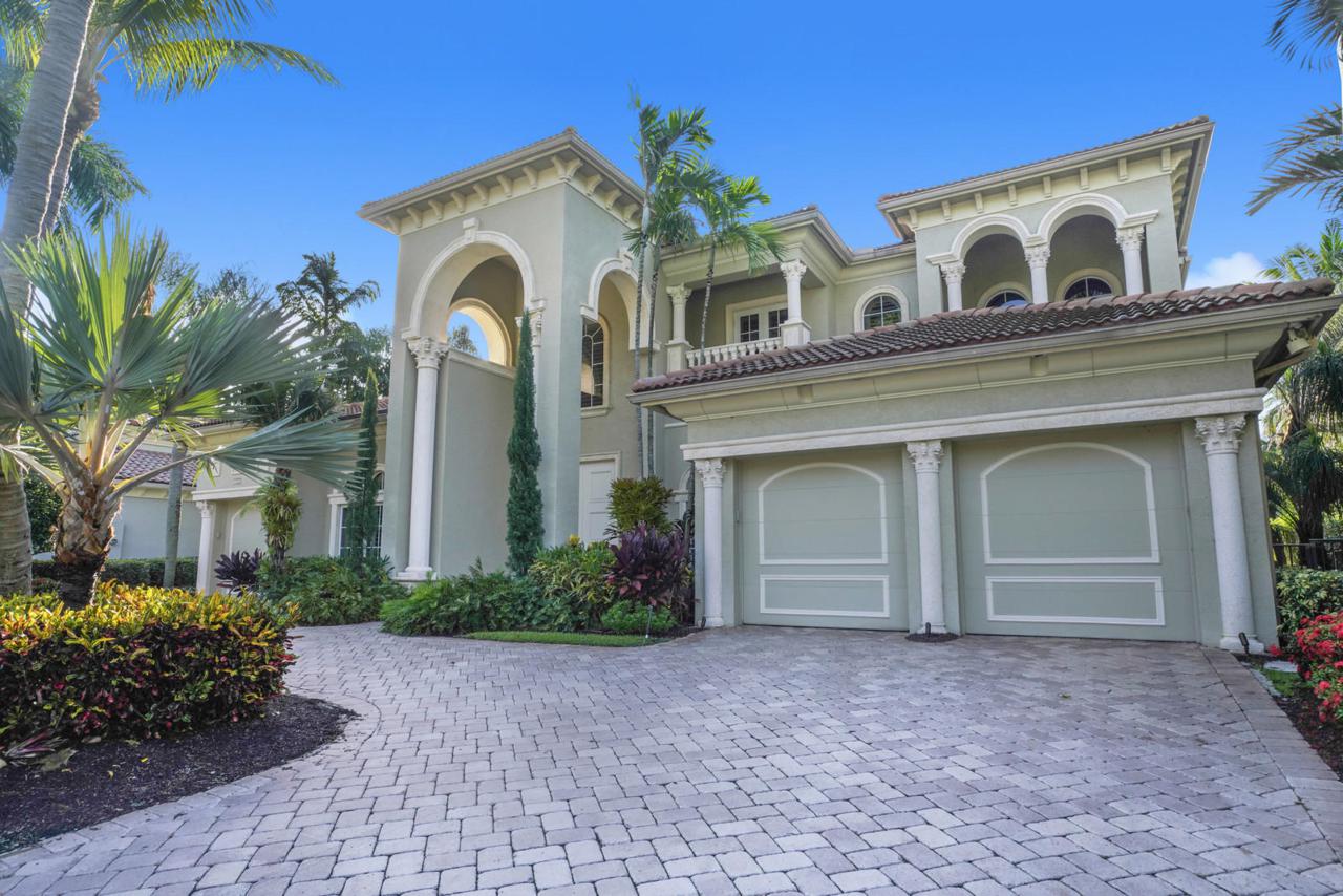 772 Harbour Isles Place - Photo 1