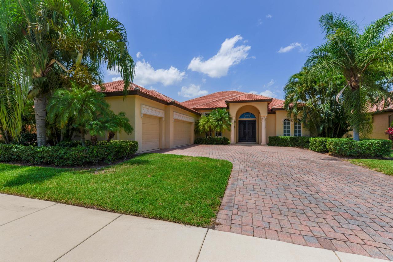 940 Grand Reserves Boulevard - Photo 1