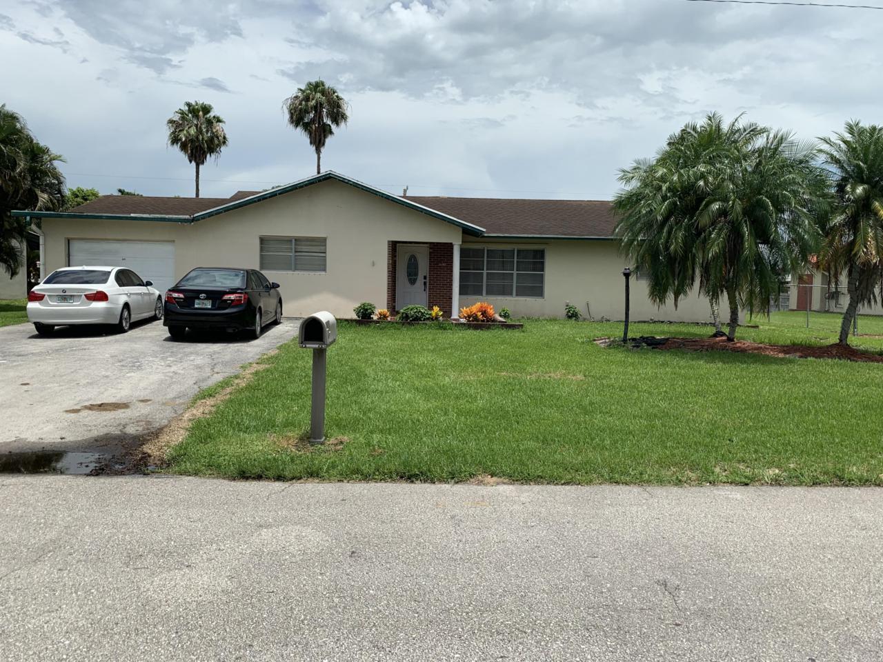 605 2nd Street - Photo 1