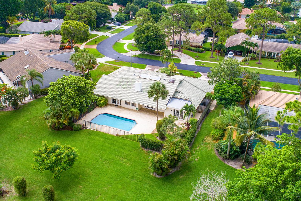 6900 Giralda Circle - Photo 1