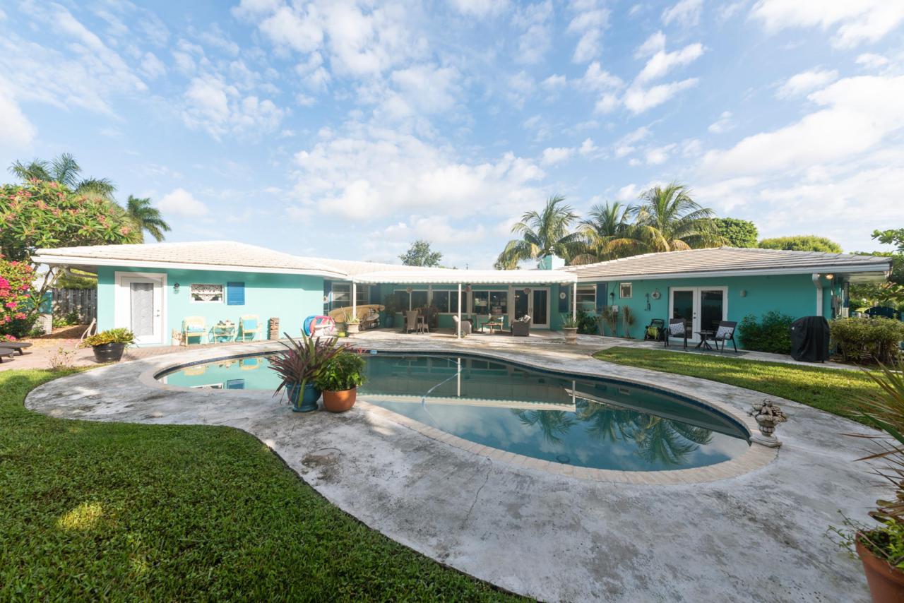 530 Lake Drive - Photo 1