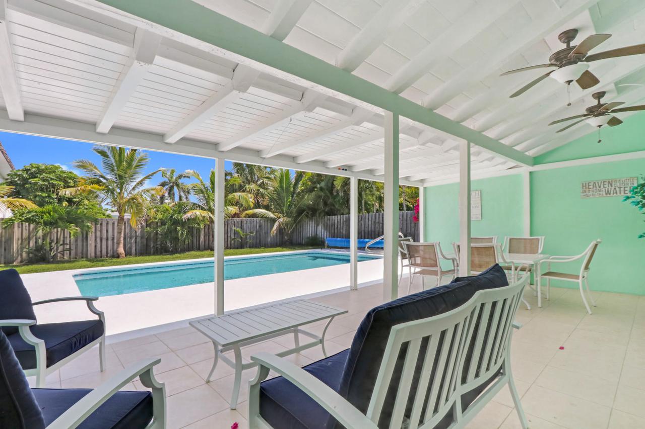 208 Linda Lane - Photo 1