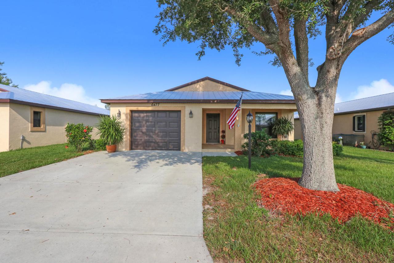 6477 Alemendra Street - Photo 1