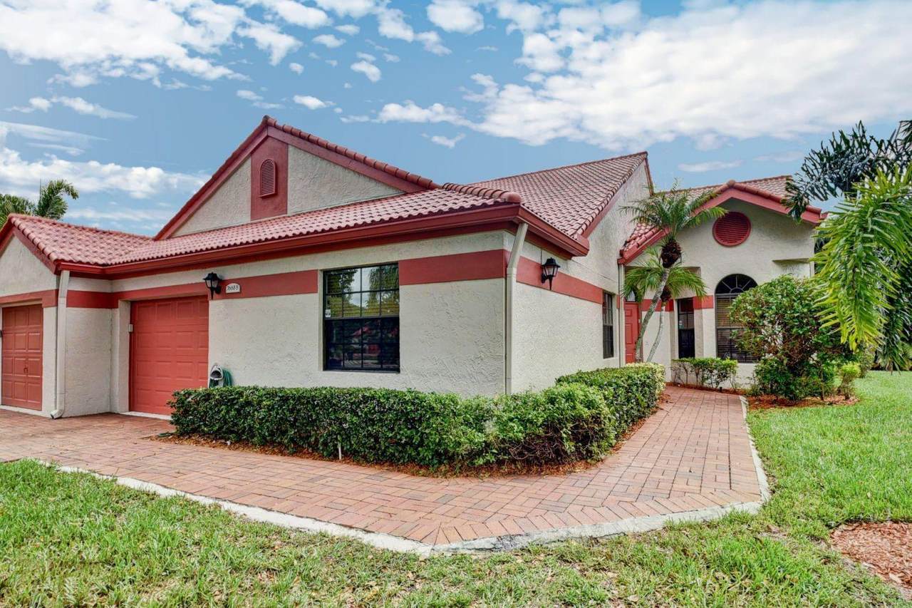 7668 Lexington Club Boulevard - Photo 1