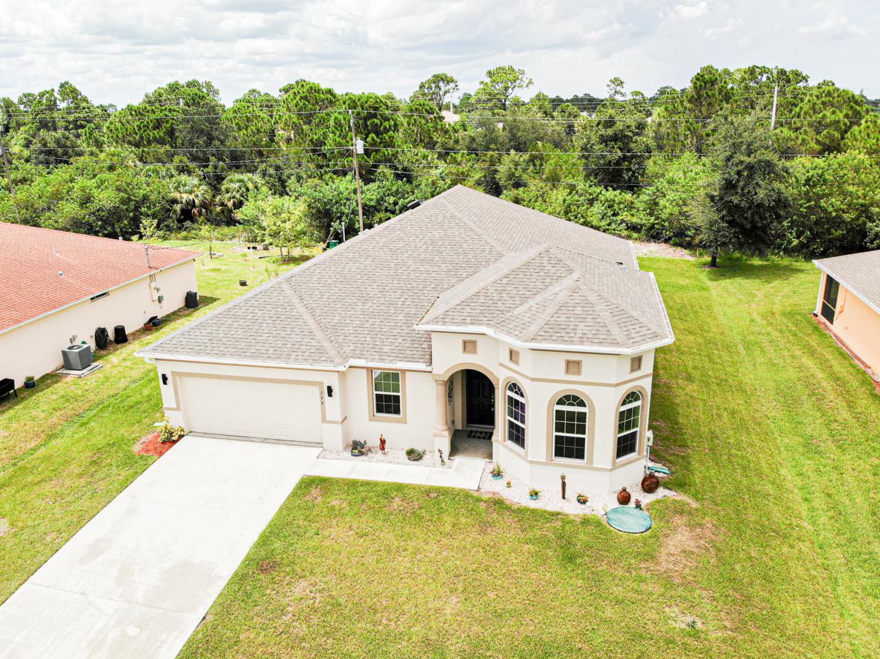159 Felix Avenue - Photo 1