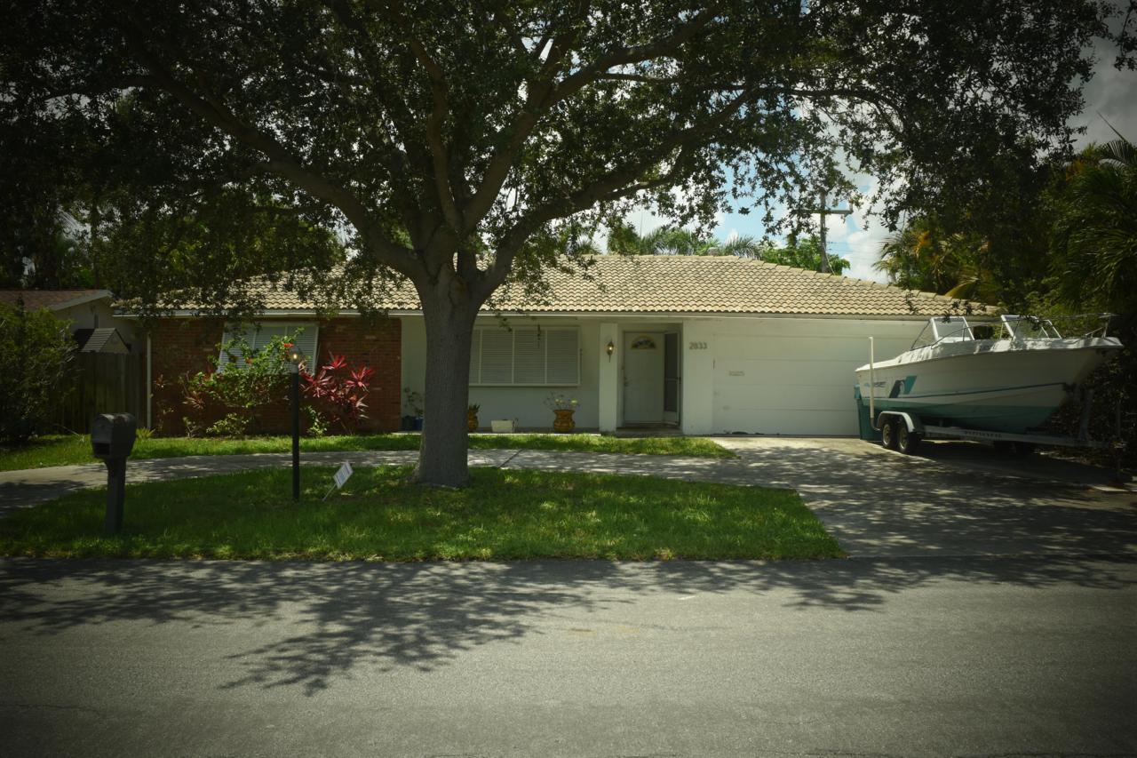 2833 5th Street - Photo 1