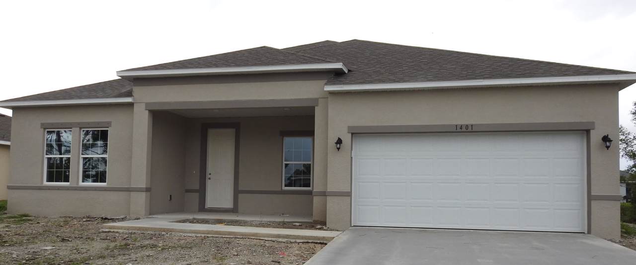 1402 Edinburgh Drive - Photo 1