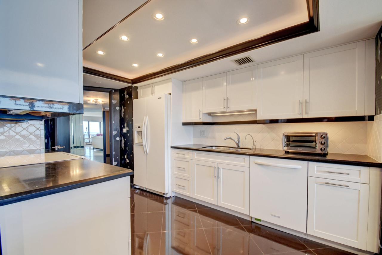 4001 Ocean Boulevard - Photo 1